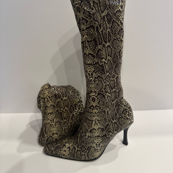 Italian Leather Snake Print Boots | Genuine Leather | Size 36 - Picture 2 of 8